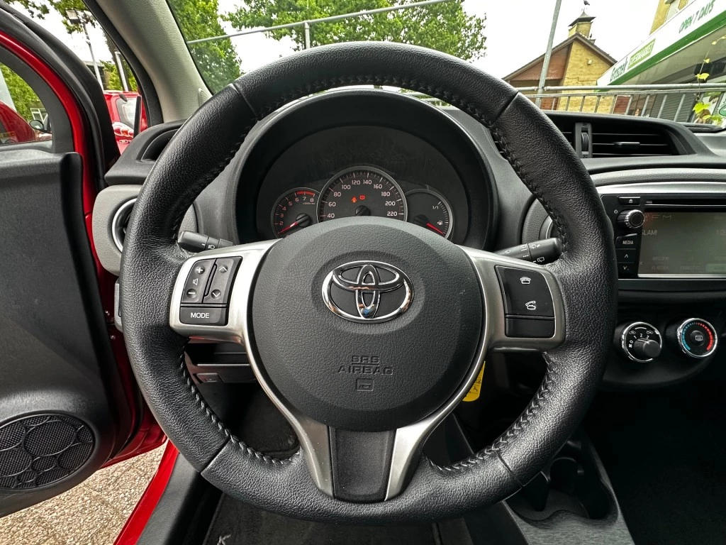 Hoofdafbeelding Toyota Yaris