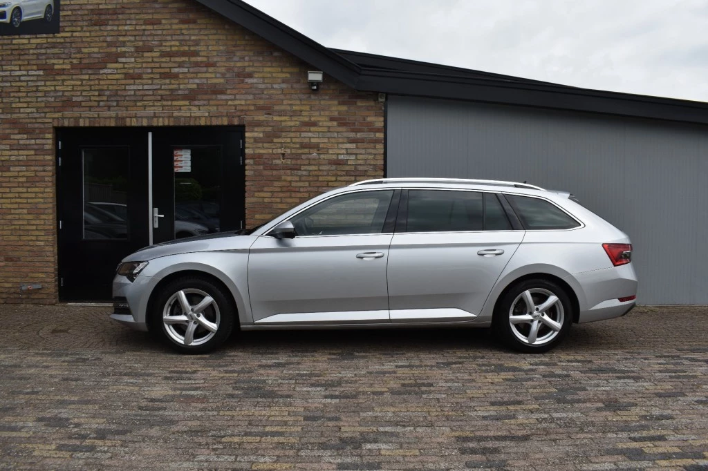Hoofdafbeelding Škoda Superb