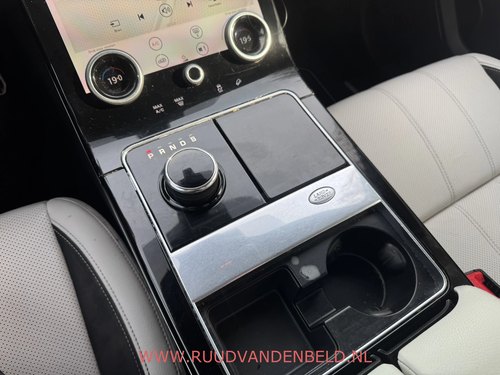 Hoofdafbeelding Land Rover Range Rover Velar