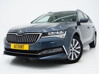 Hoofdafbeelding Škoda Superb Škoda Superb Combi 1.4 TSI iV 218PK | Panoramadak | Adaptive Cruise | Virtual | Camera | Trekhaak