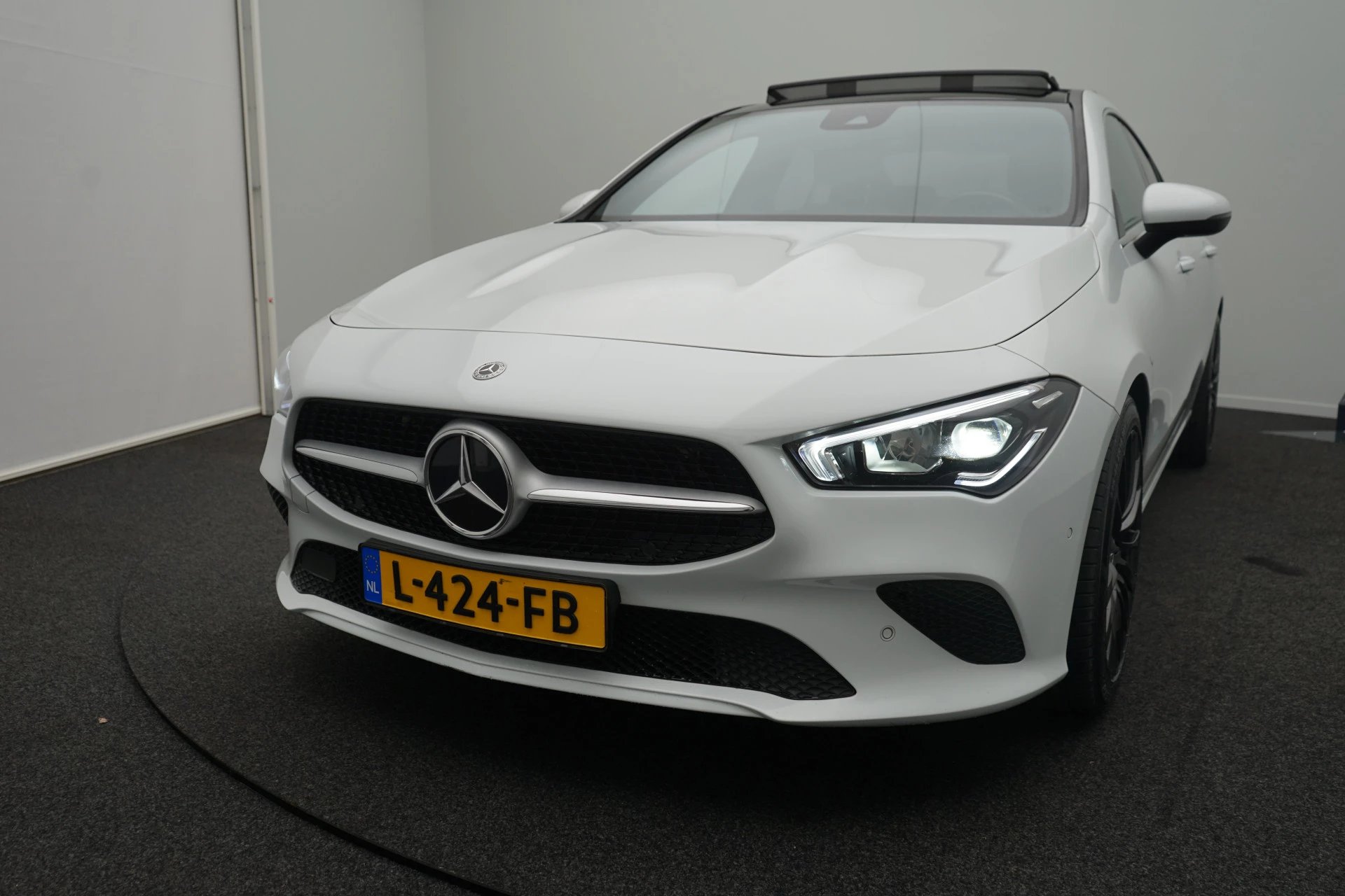 Hoofdafbeelding Mercedes-Benz CLA