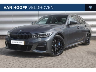 BMW 3 Serie 320i High Executive M Sport Automaat / Sportstoelen / Comfort Access / M Sportonderstel / Parking Assistant Plus / Head-Up / Live Cockpit Professional