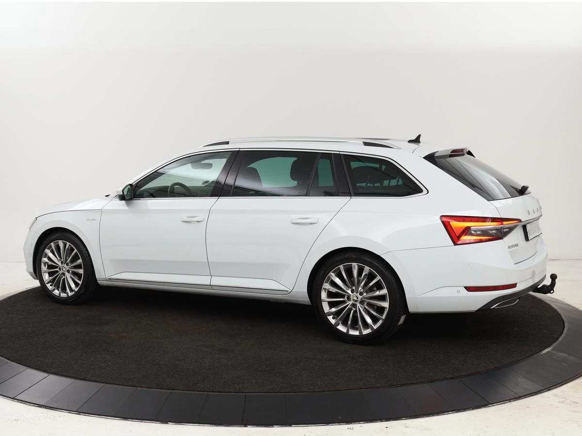 Hoofdafbeelding Škoda Superb