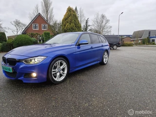 BMW 3-serie Touring 320i M Sport Executive