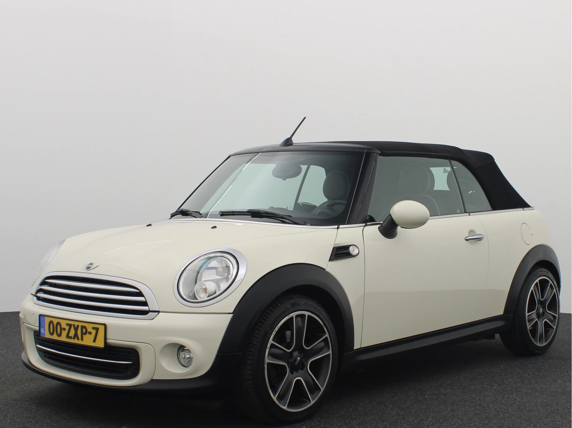 Hoofdafbeelding MINI Cooper Cabrio