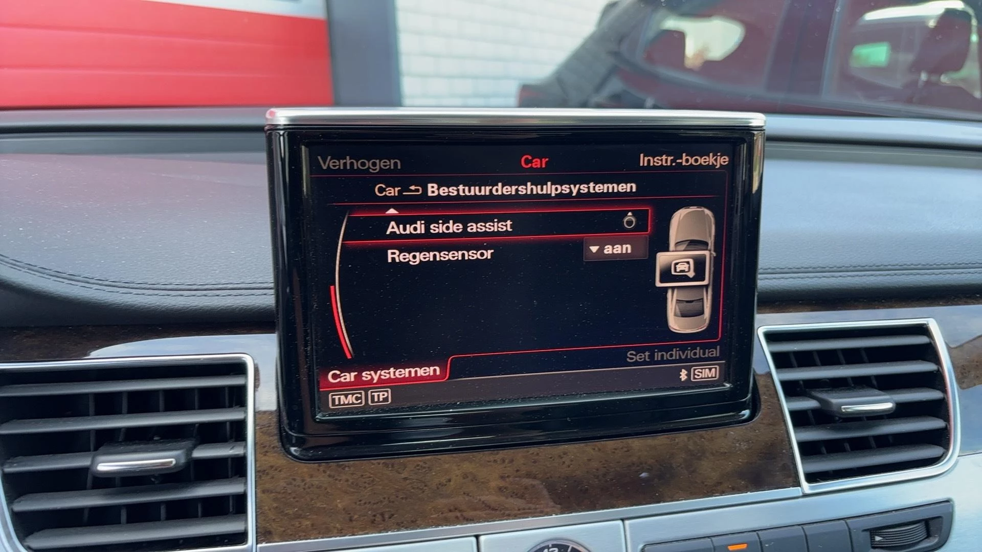 Hoofdafbeelding Audi A8