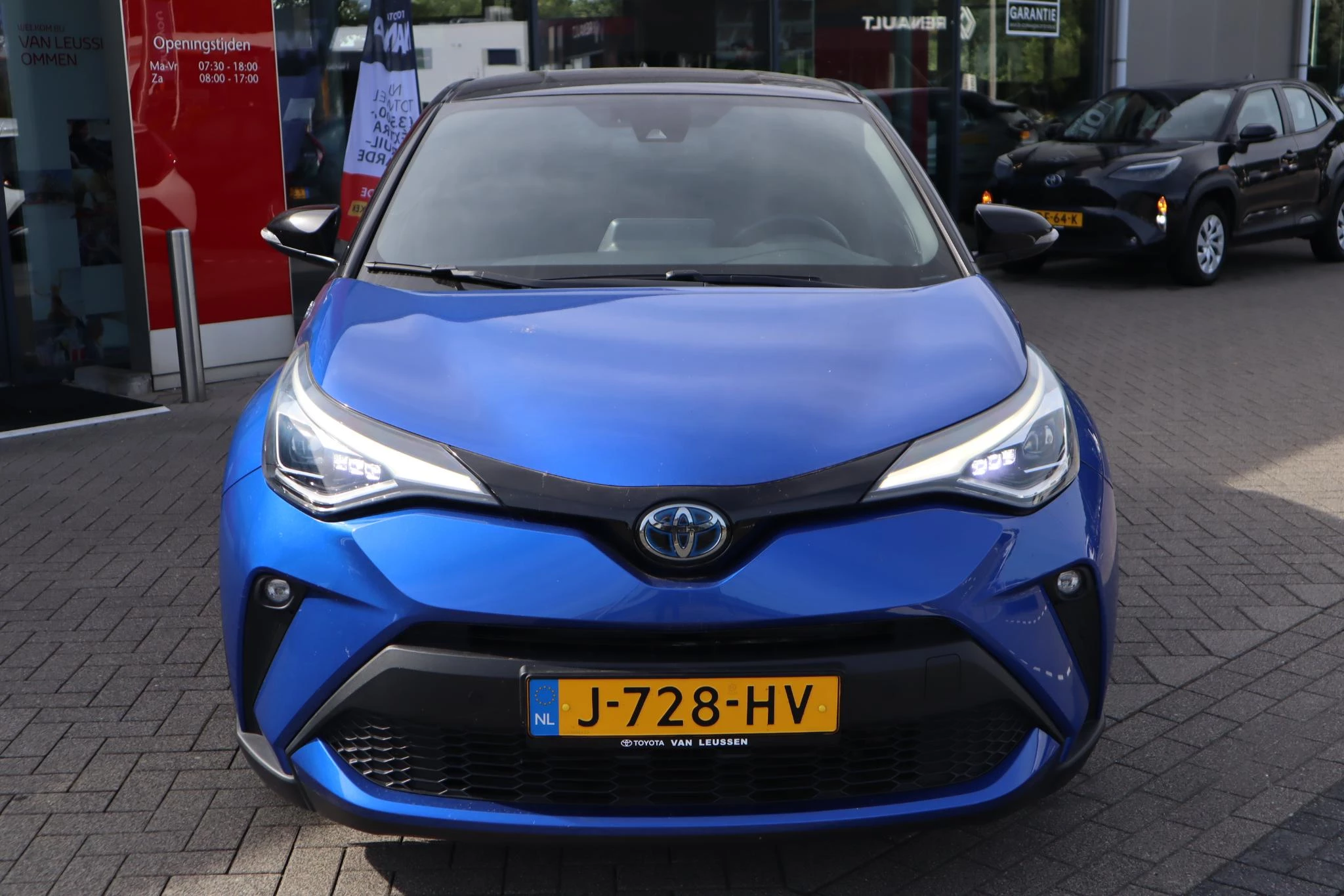 Hoofdafbeelding Toyota C-HR