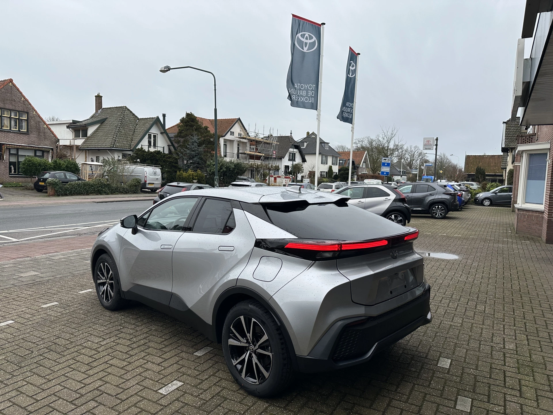 Hoofdafbeelding Toyota C-HR