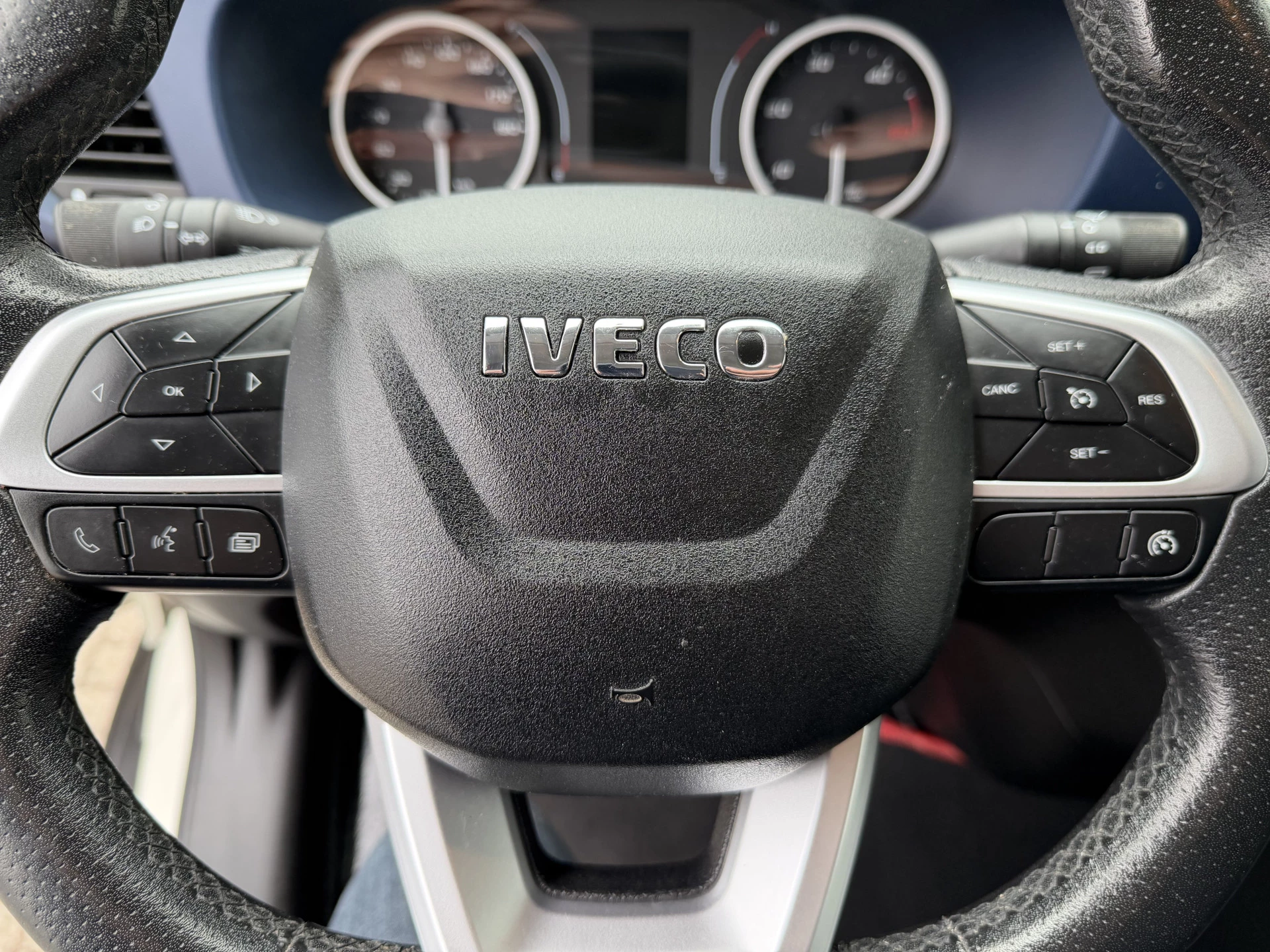 Hoofdafbeelding Iveco 40C18