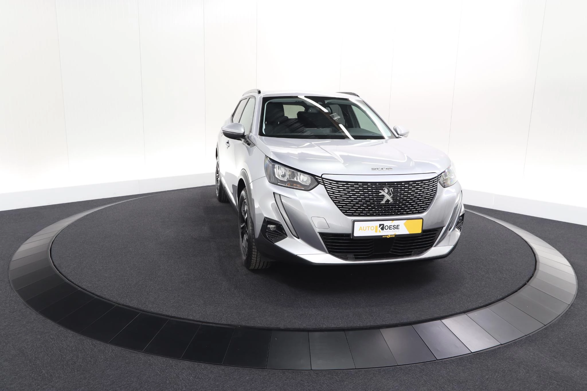 Hoofdafbeelding Peugeot e-2008