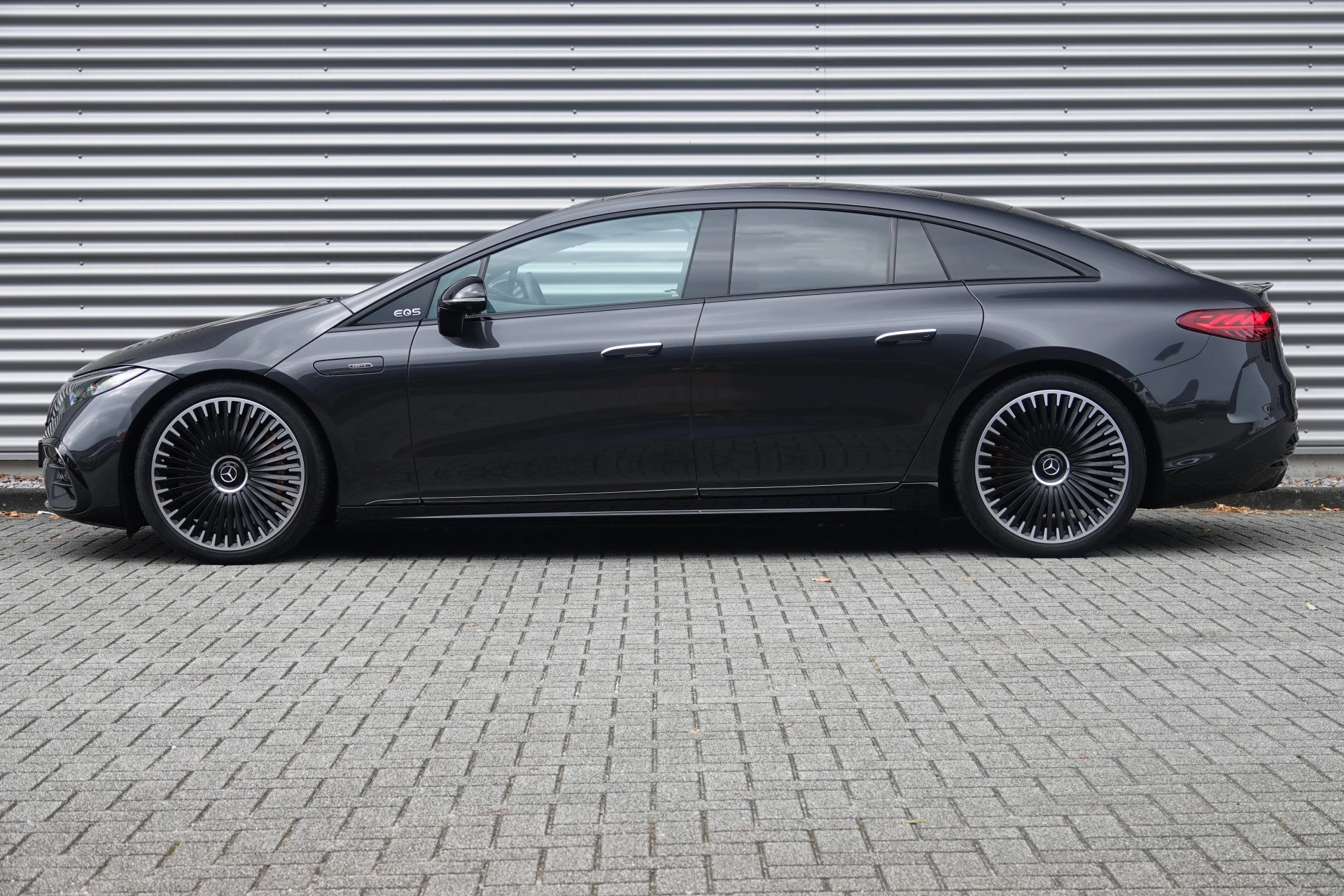 Hoofdafbeelding Mercedes-Benz EQS