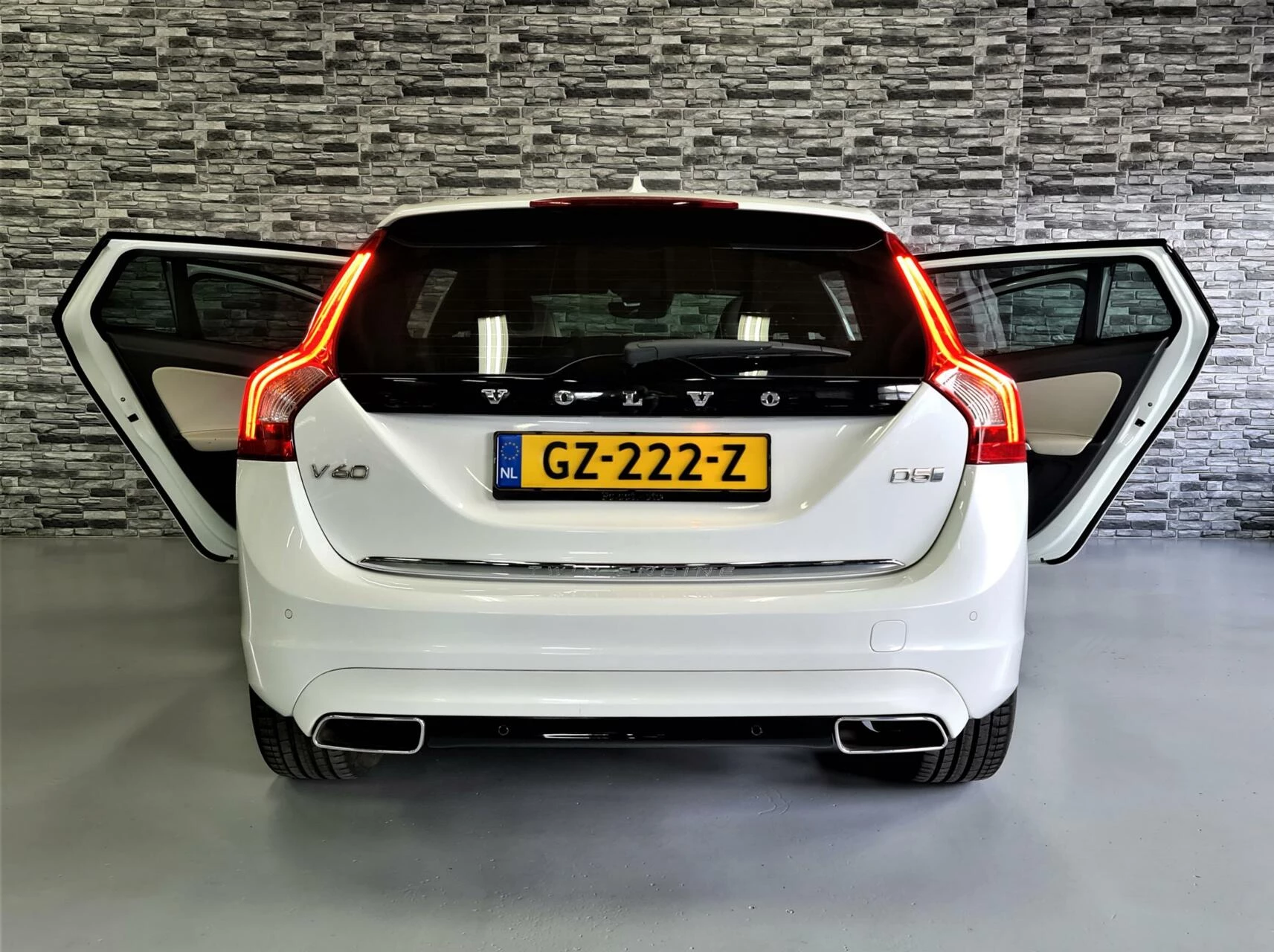 Hoofdafbeelding Volvo V60