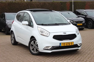 Kia Venga 1.4 CVVT Edition / Panoramadak / Camera / Half leder / Keyless / Navigatie / 16'' / Bluetooth / Armsteun voor