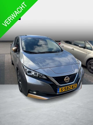 Nissan LEAF Tekna 40 kWh VERWACHT ZATERDAG 21-2 | WARMTEPOMP | STUUR + STOELVERWARMING VOOR EN ACHTER  | LEDEREN BEKLEDING | 360° CAMERA | DODEHOEKDETECTIE | NETTE COMPLETE AUTO | INCL. 12 MND BOVAG GARANTIE