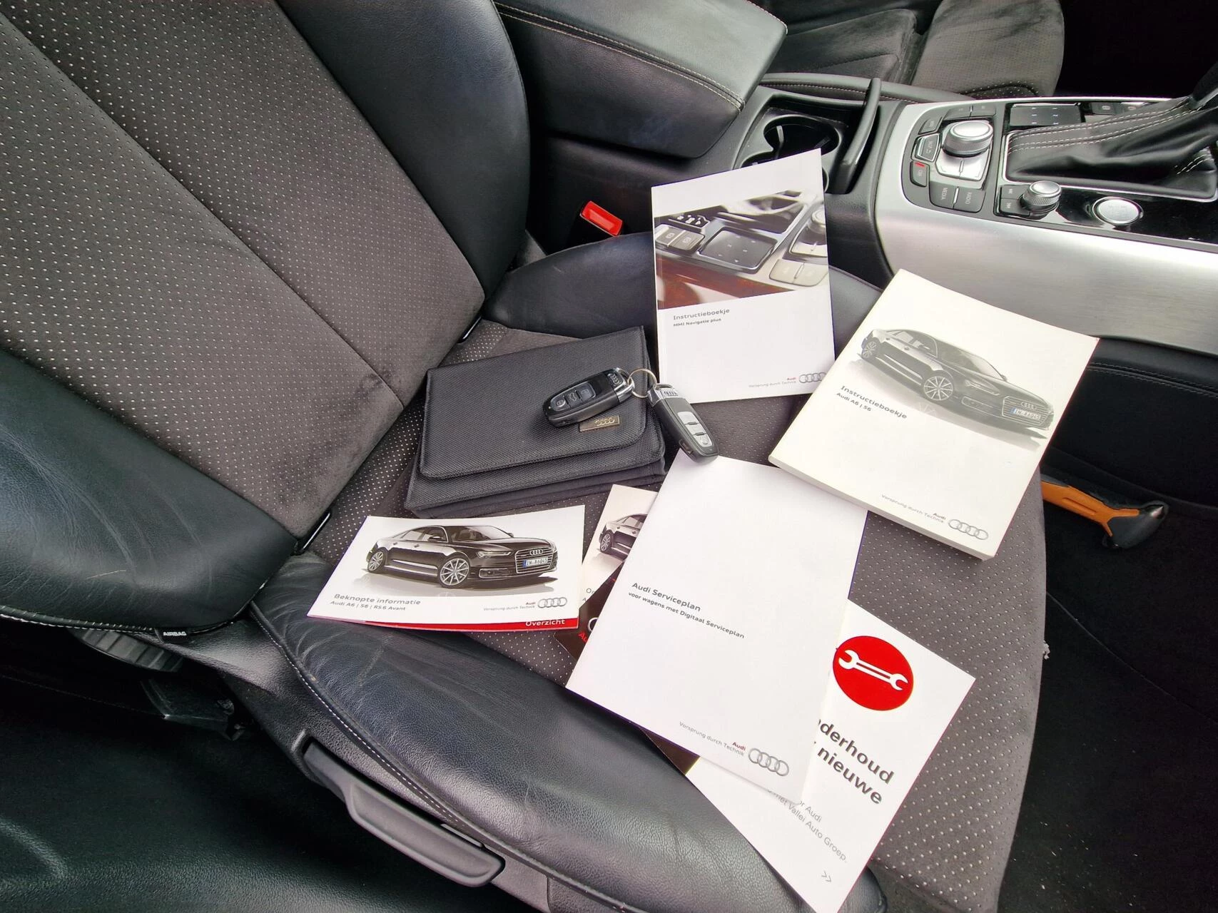 Hoofdafbeelding Audi A6