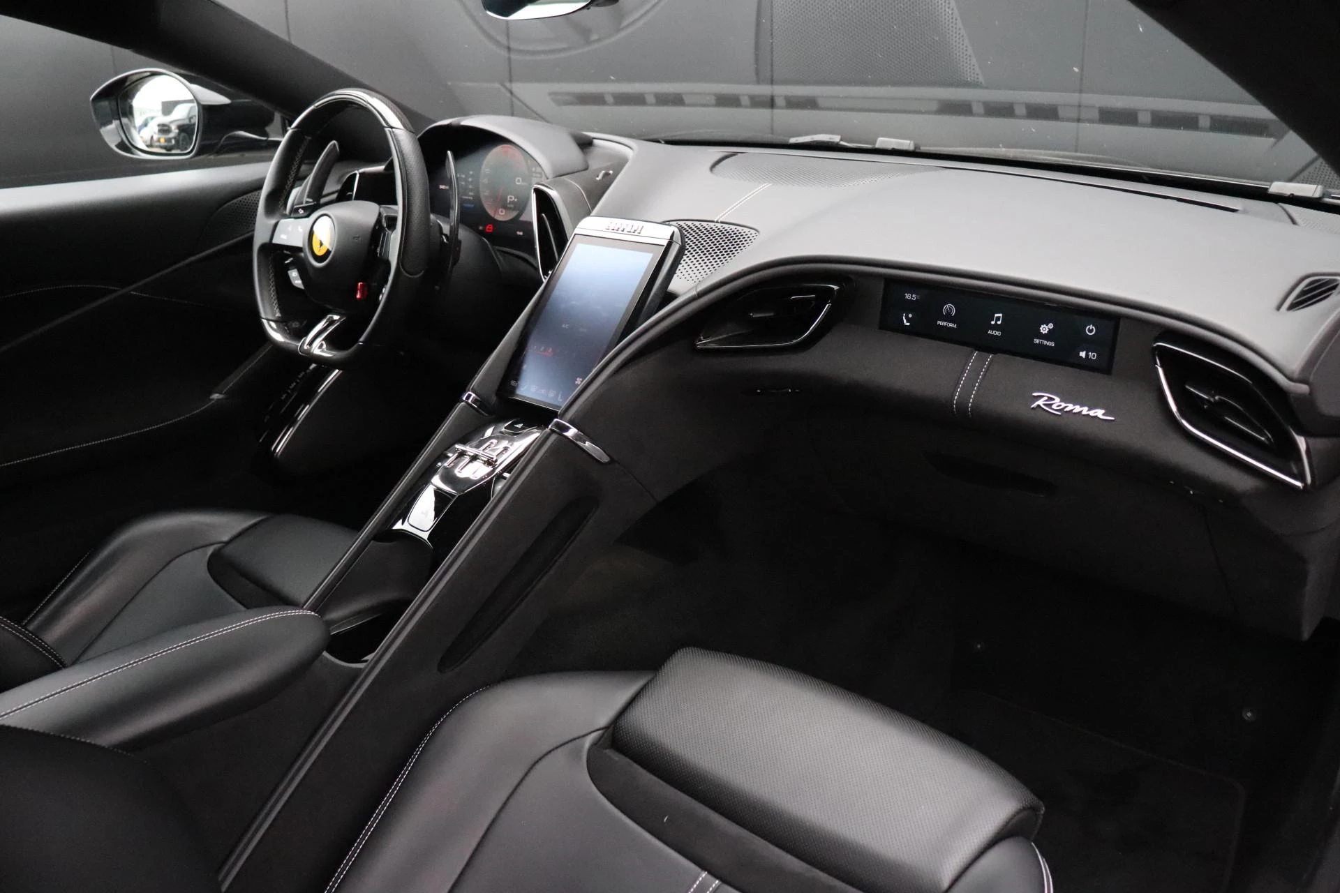 Hoofdafbeelding Ferrari Roma