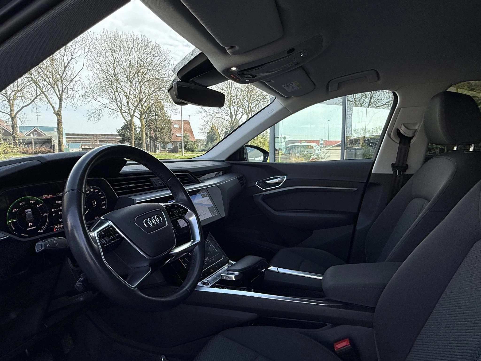 Hoofdafbeelding Audi e-tron