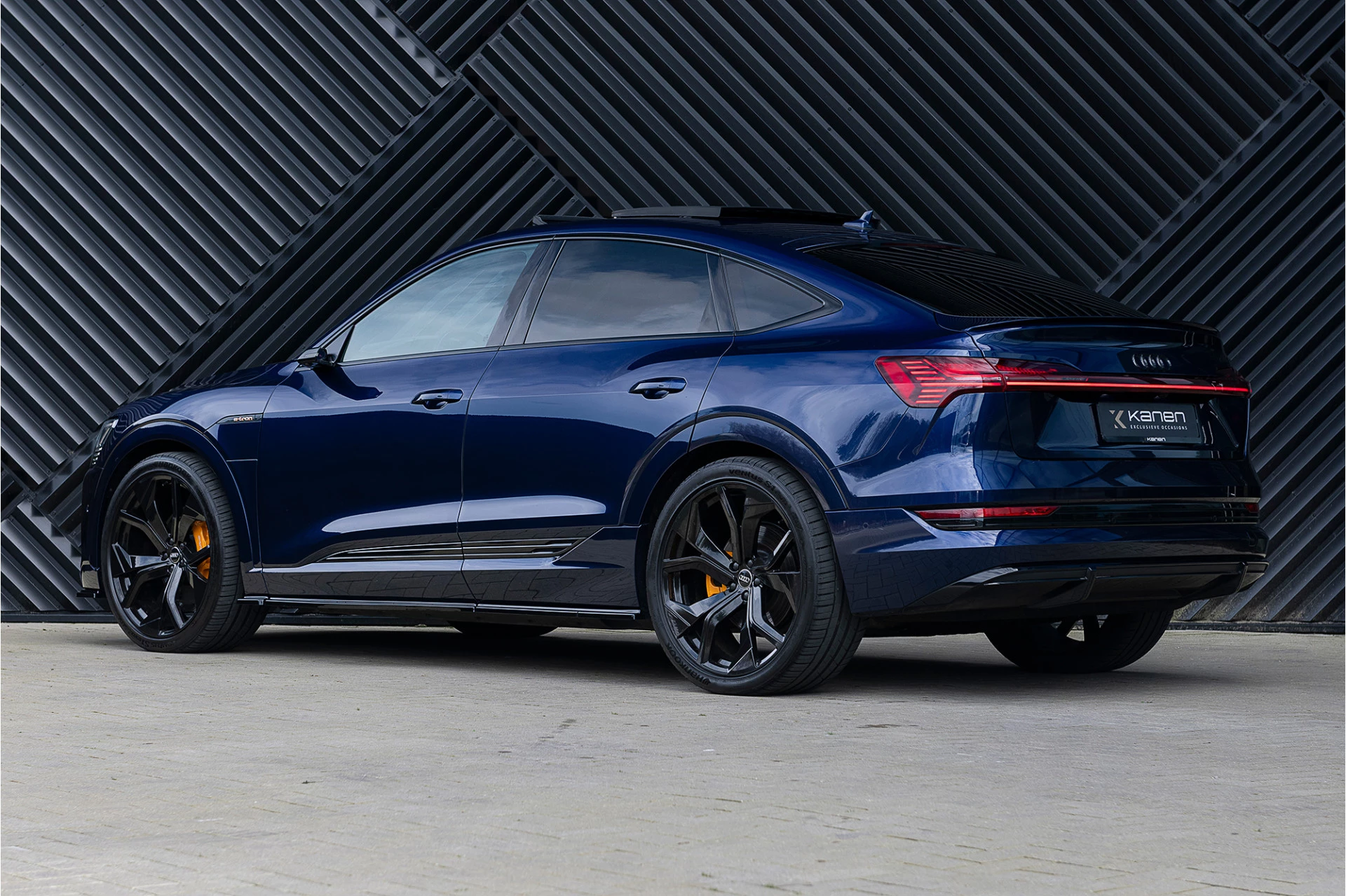 Hoofdafbeelding Audi e-tron