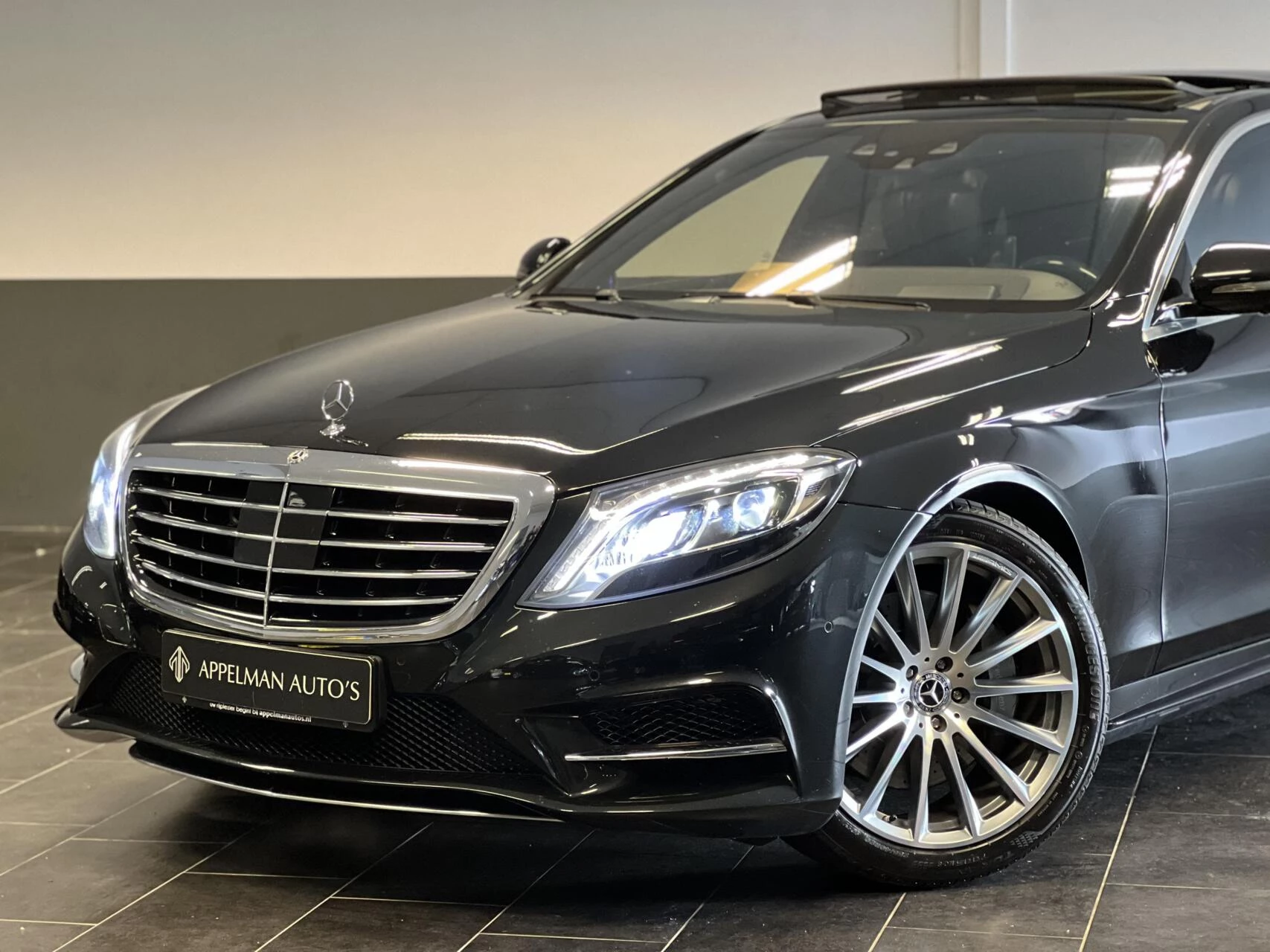 Hoofdafbeelding Mercedes-Benz S-Klasse
