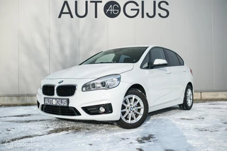 BMW 2-serie Active Tourer 220i High Executive | LED | Stoelverwarming | Sportstoelen | PDC | Automaat |
