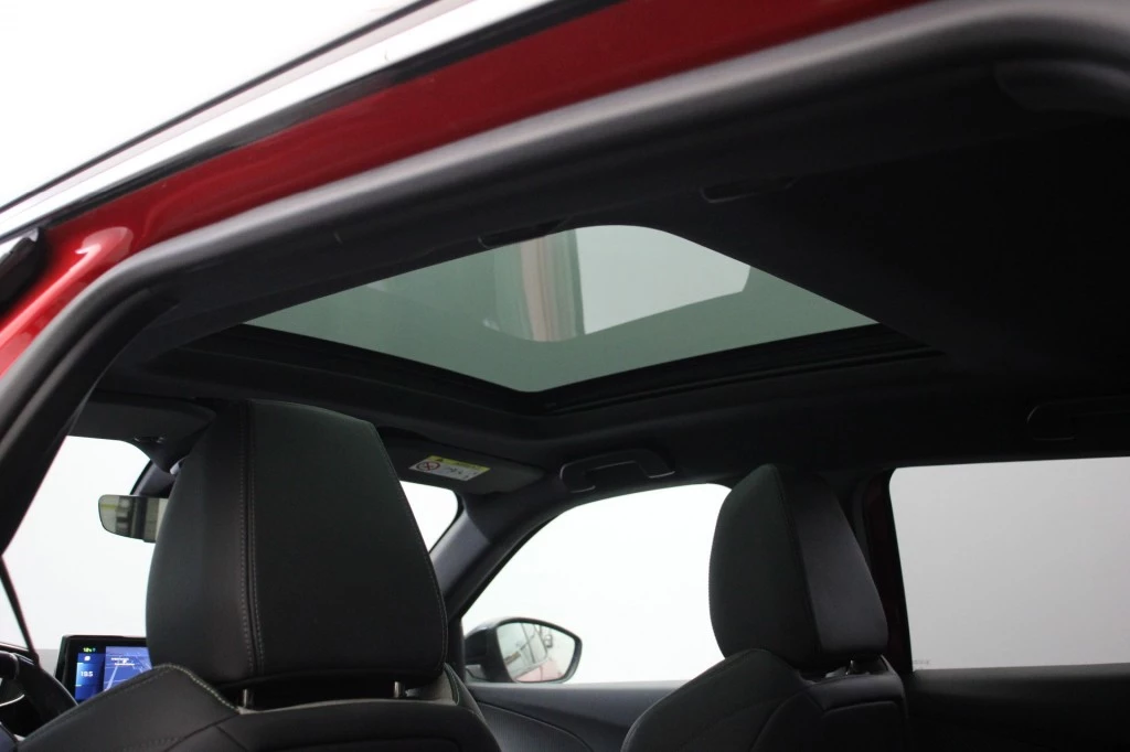 Hoofdafbeelding Peugeot e-2008