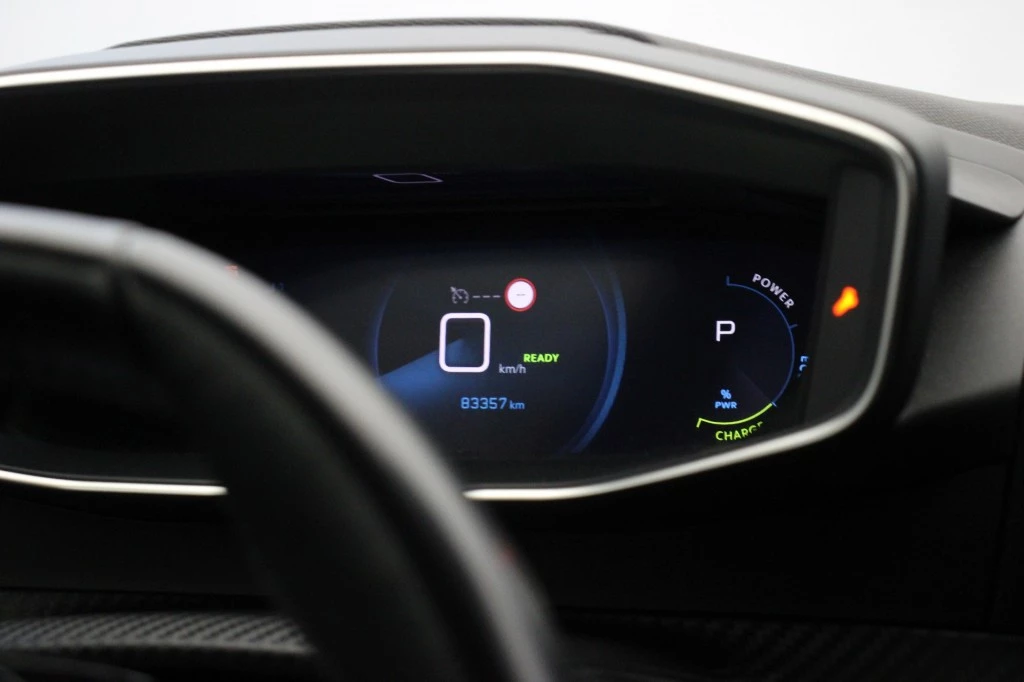 Hoofdafbeelding Peugeot e-208