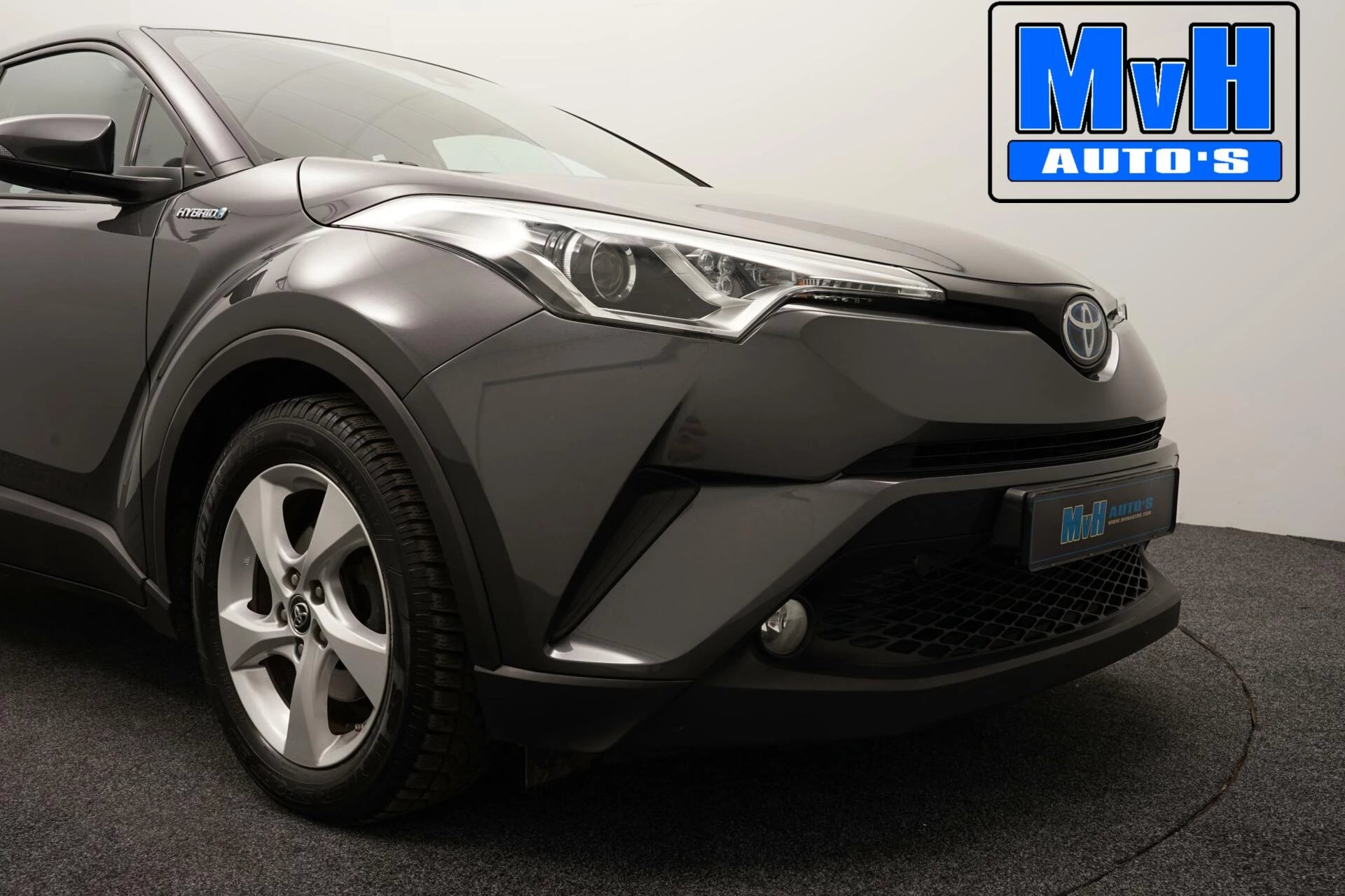 Hoofdafbeelding Toyota C-HR