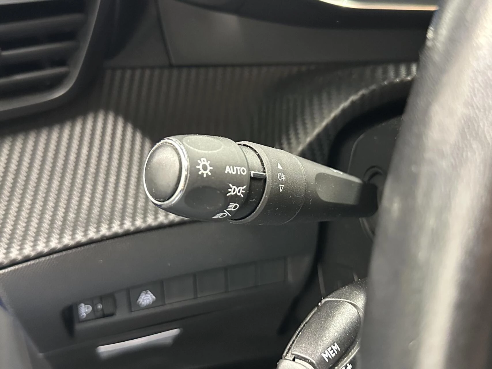 Hoofdafbeelding Peugeot e-208
