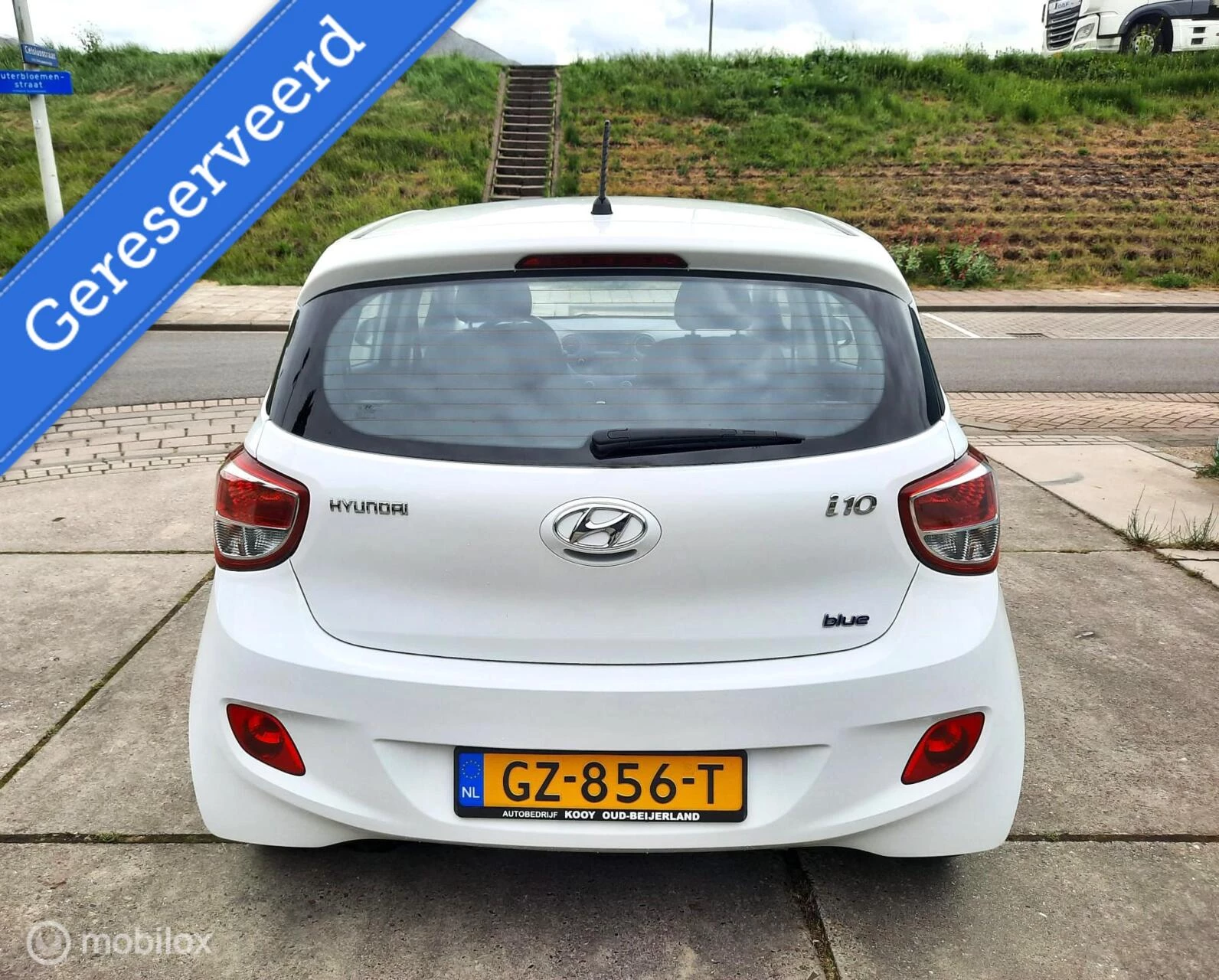 Hoofdafbeelding Hyundai i10