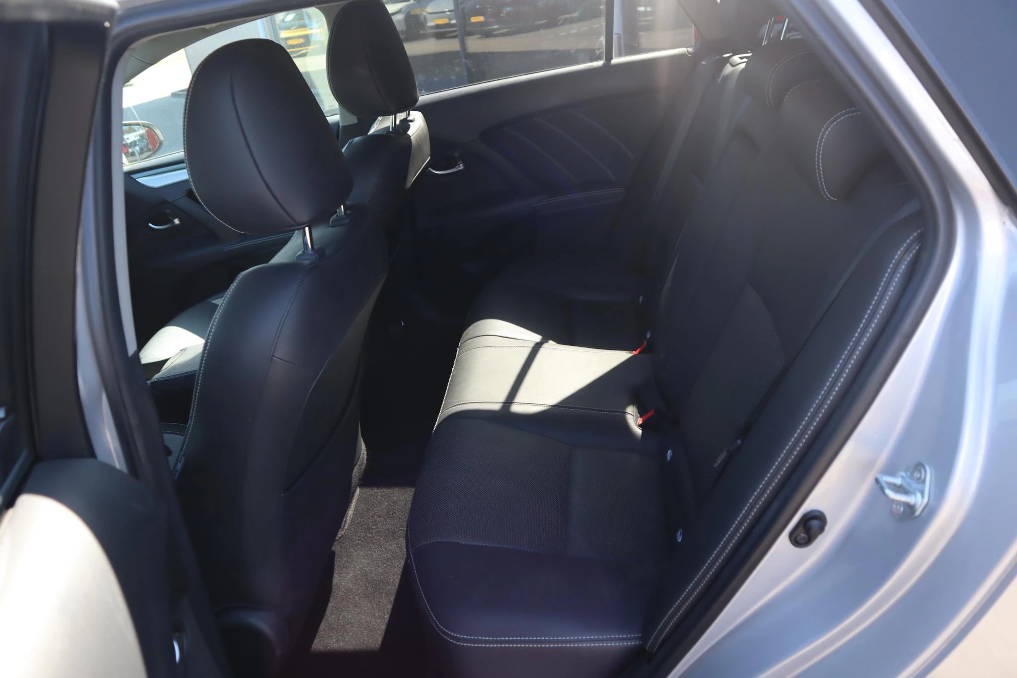 Hoofdafbeelding Toyota Avensis