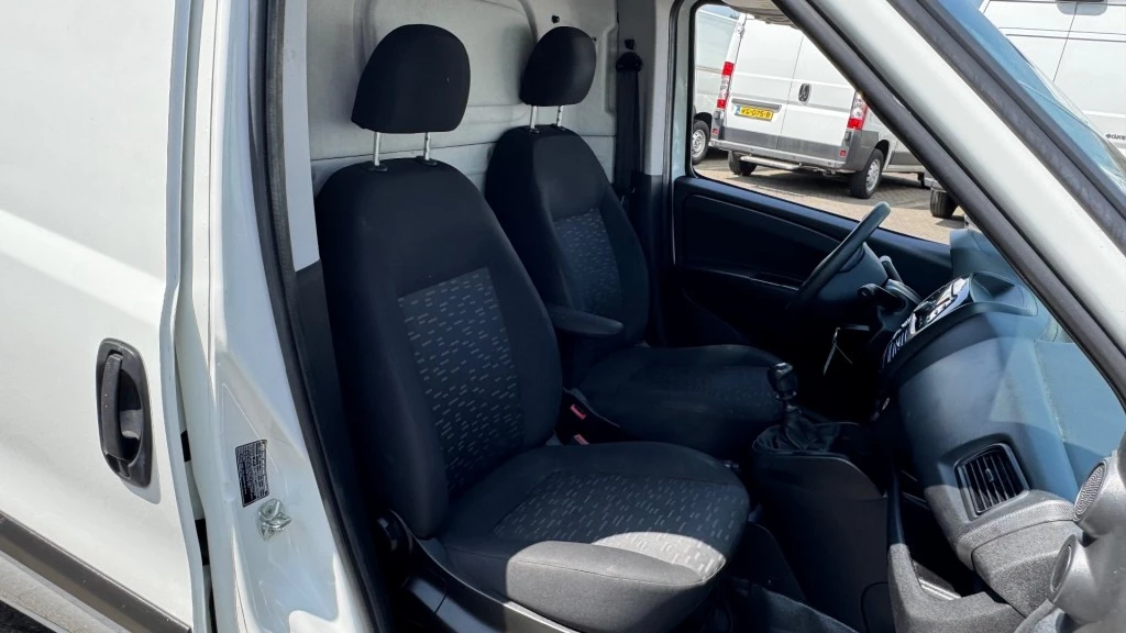 Hoofdafbeelding Opel Combo