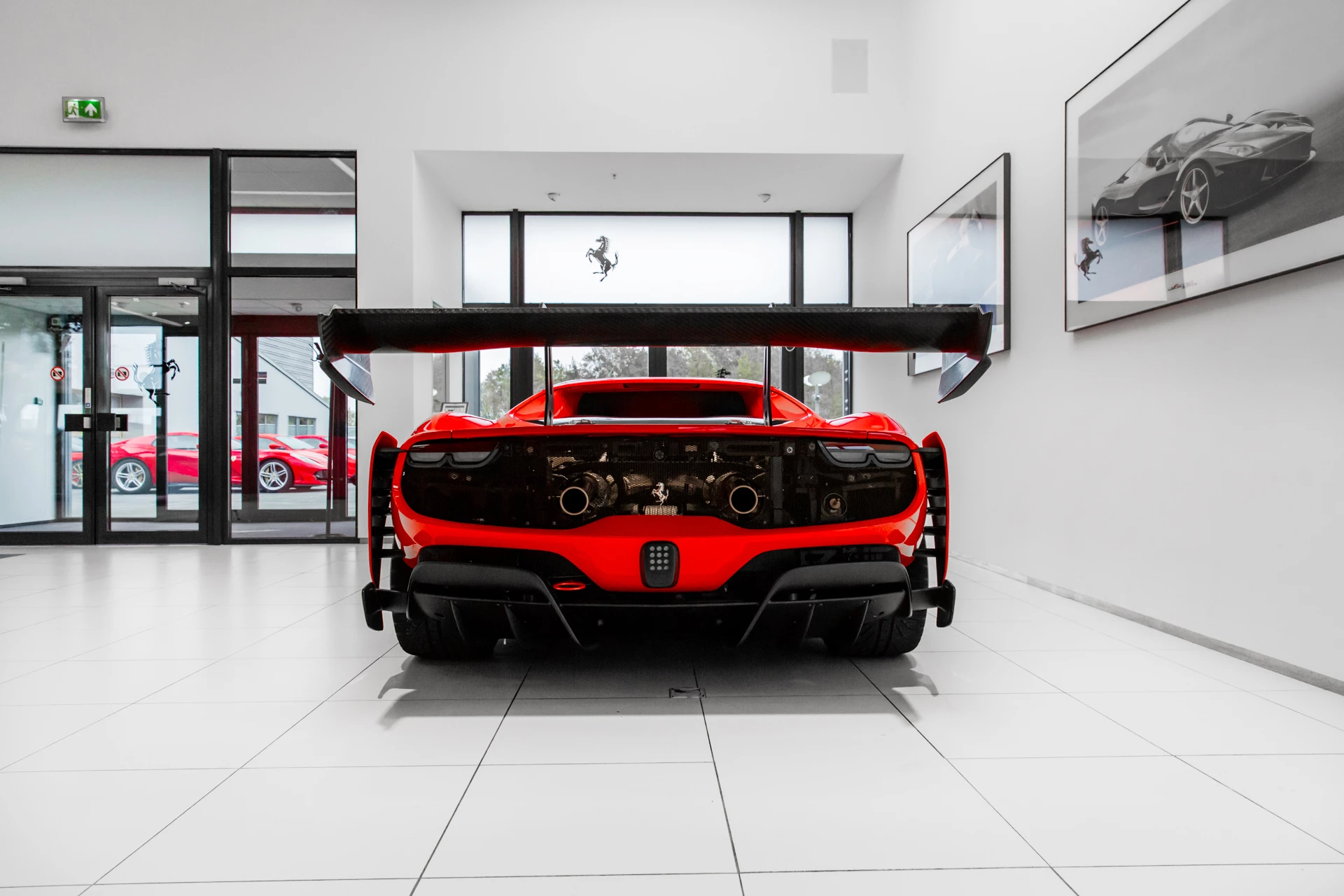 Hoofdafbeelding Ferrari 296