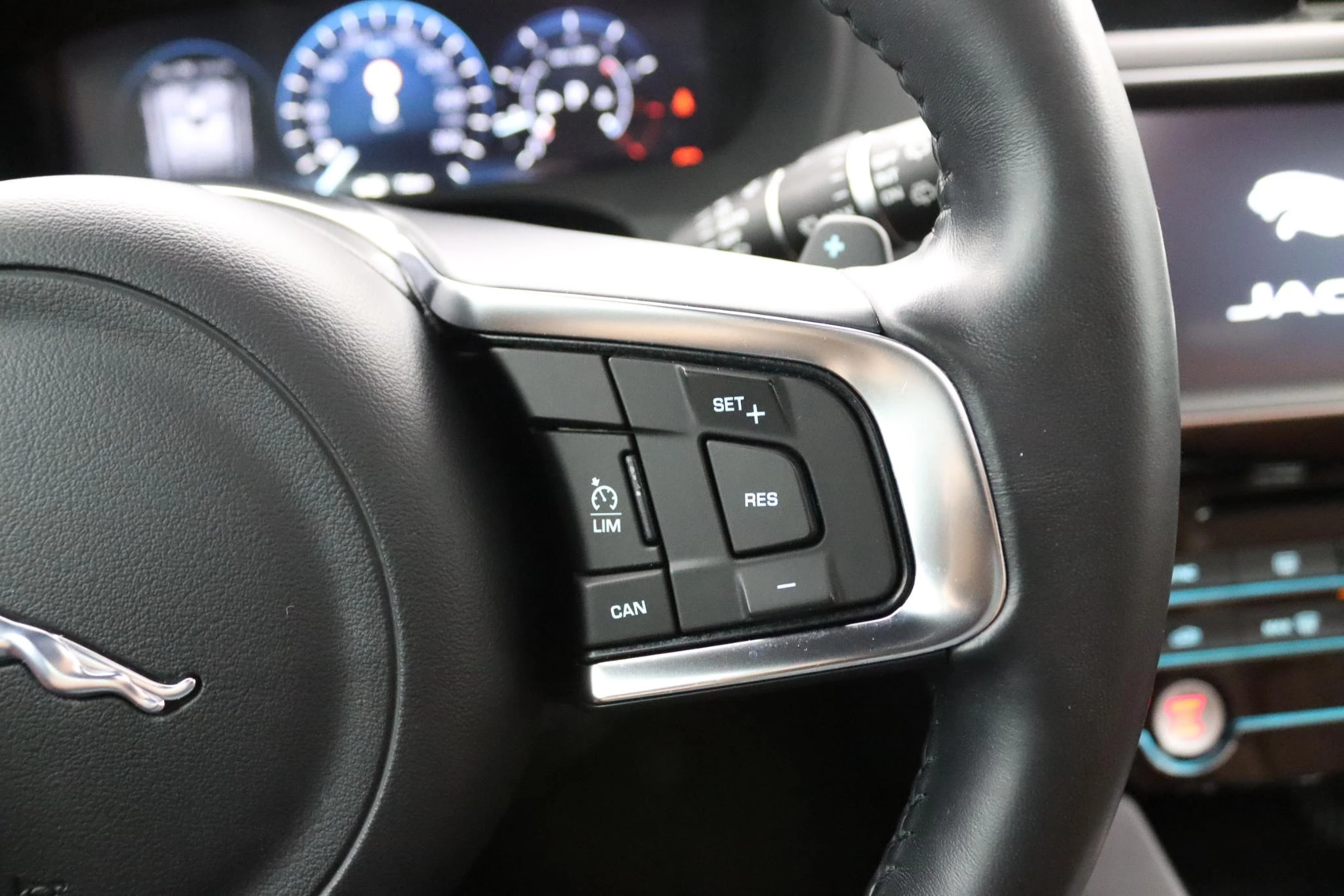 Hoofdafbeelding Jaguar F-PACE
