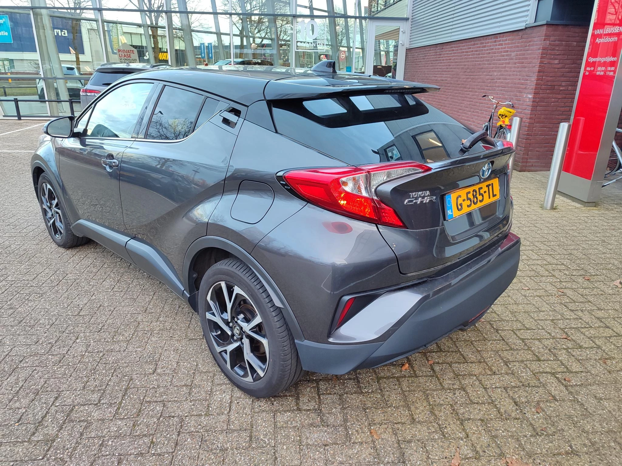 Hoofdafbeelding Toyota C-HR