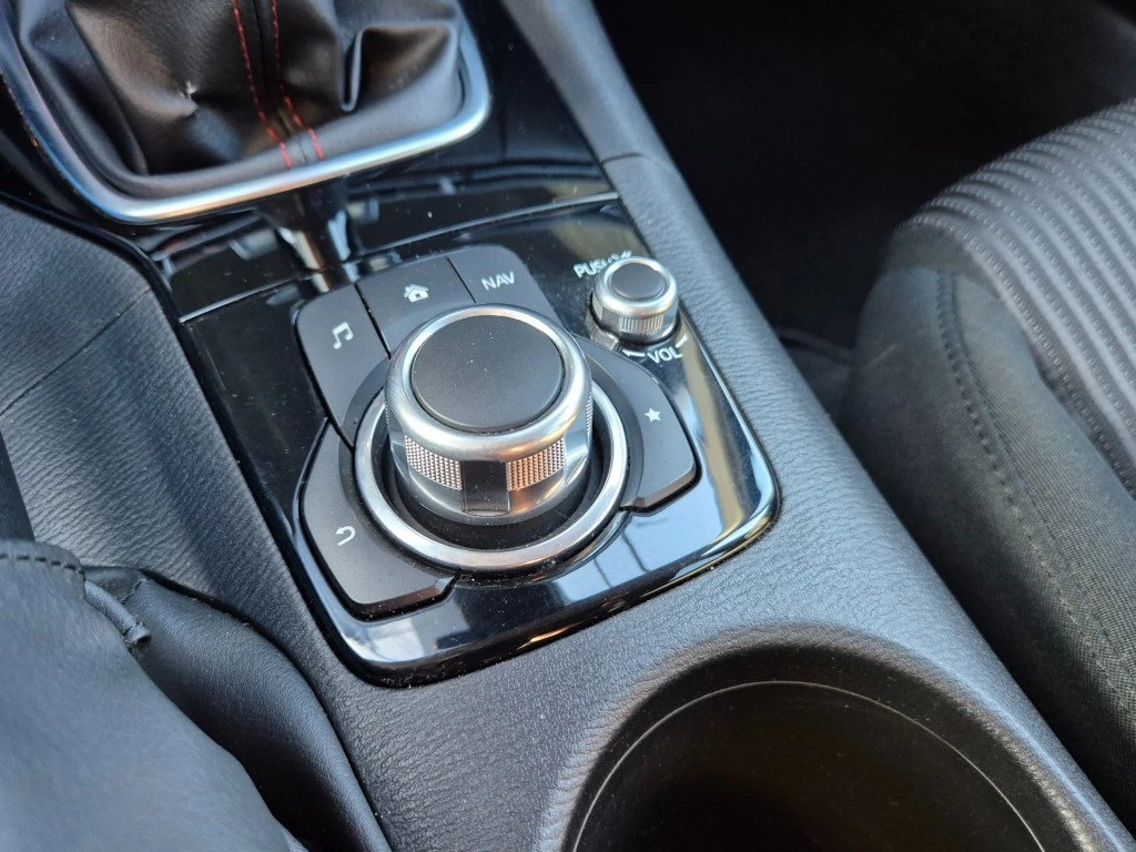 Hoofdafbeelding Mazda 3