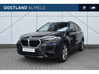 BMW X1 sDrive20i High Executive Sport Line Automaat / Panoramadak / Achteruitrijcamera / Sportstoelen / LED / Head-Up / Park Assistant / Stuurverwarming