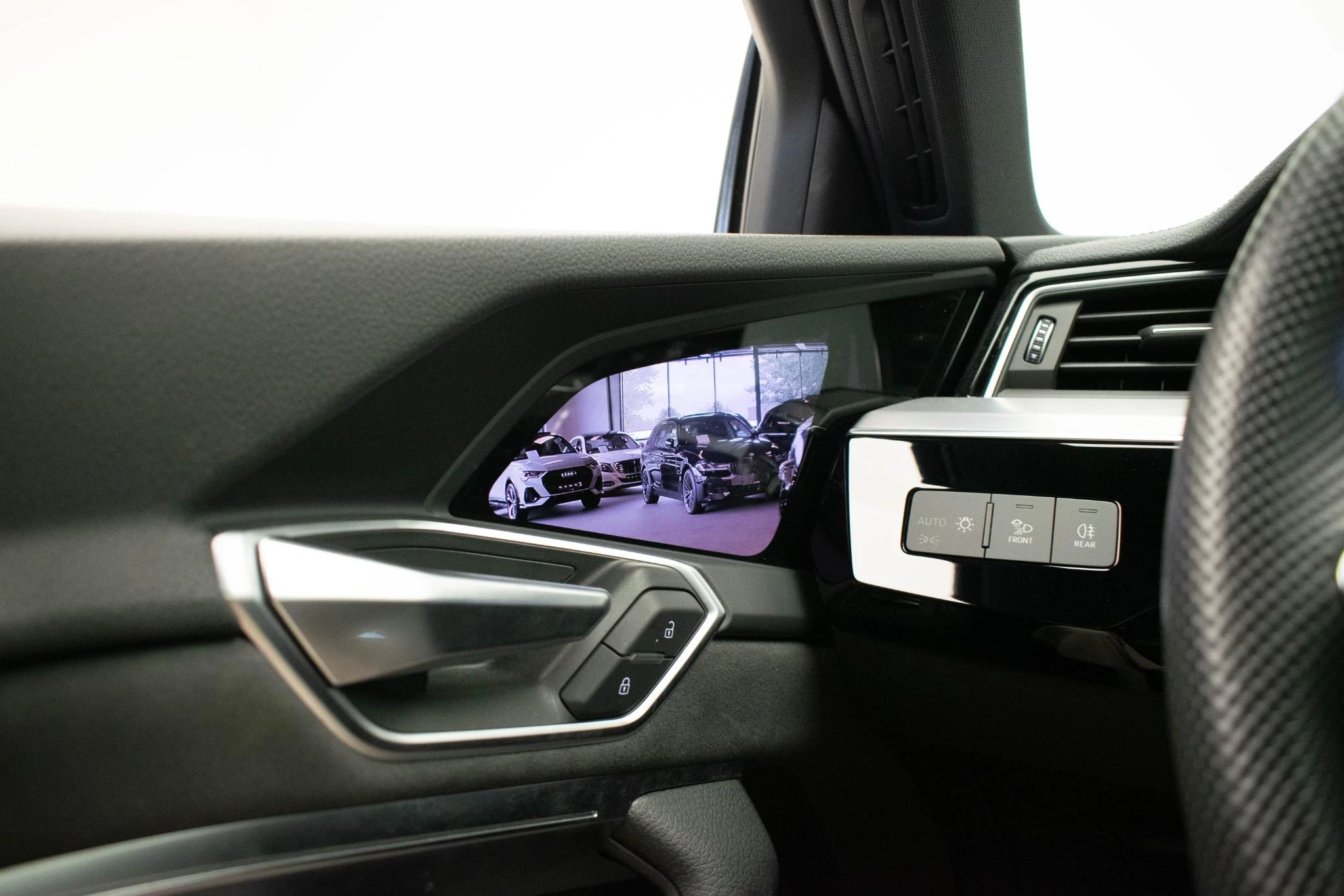 Hoofdafbeelding Audi e-tron