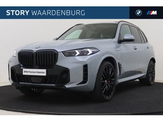 BMW X5 xDrive50e High Executive M Sport Automaat / Panoramadak / Trekhaak / Parking Assistant Professional / Bowers & Wilkins / Adaptieve LED / Soft-Close / Gesture Control
