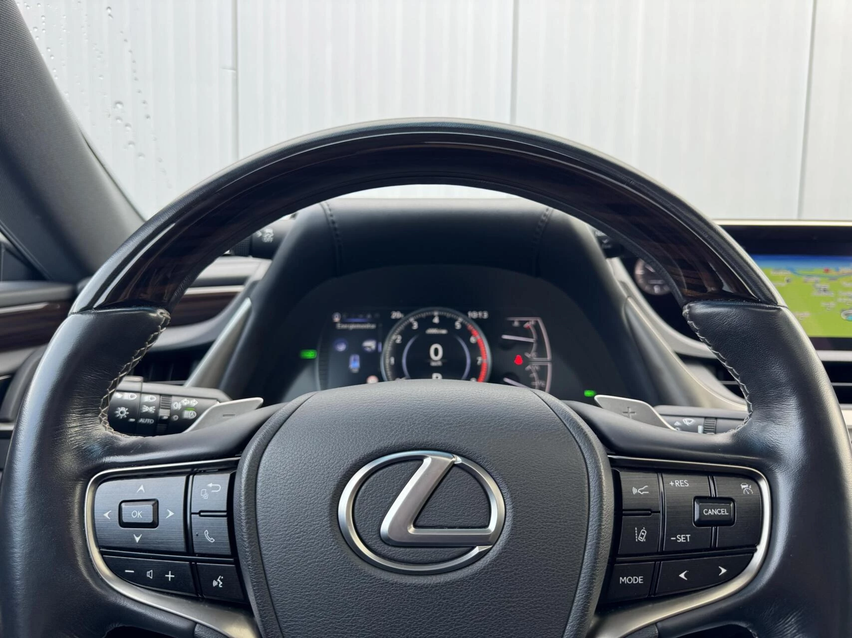 Hoofdafbeelding Lexus ES