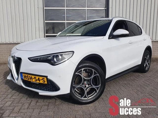 Hoofdafbeelding Alfa Romeo Stelvio Alfa Romeo Stelvio 2.0 T AWD Camera | Rondom PDC