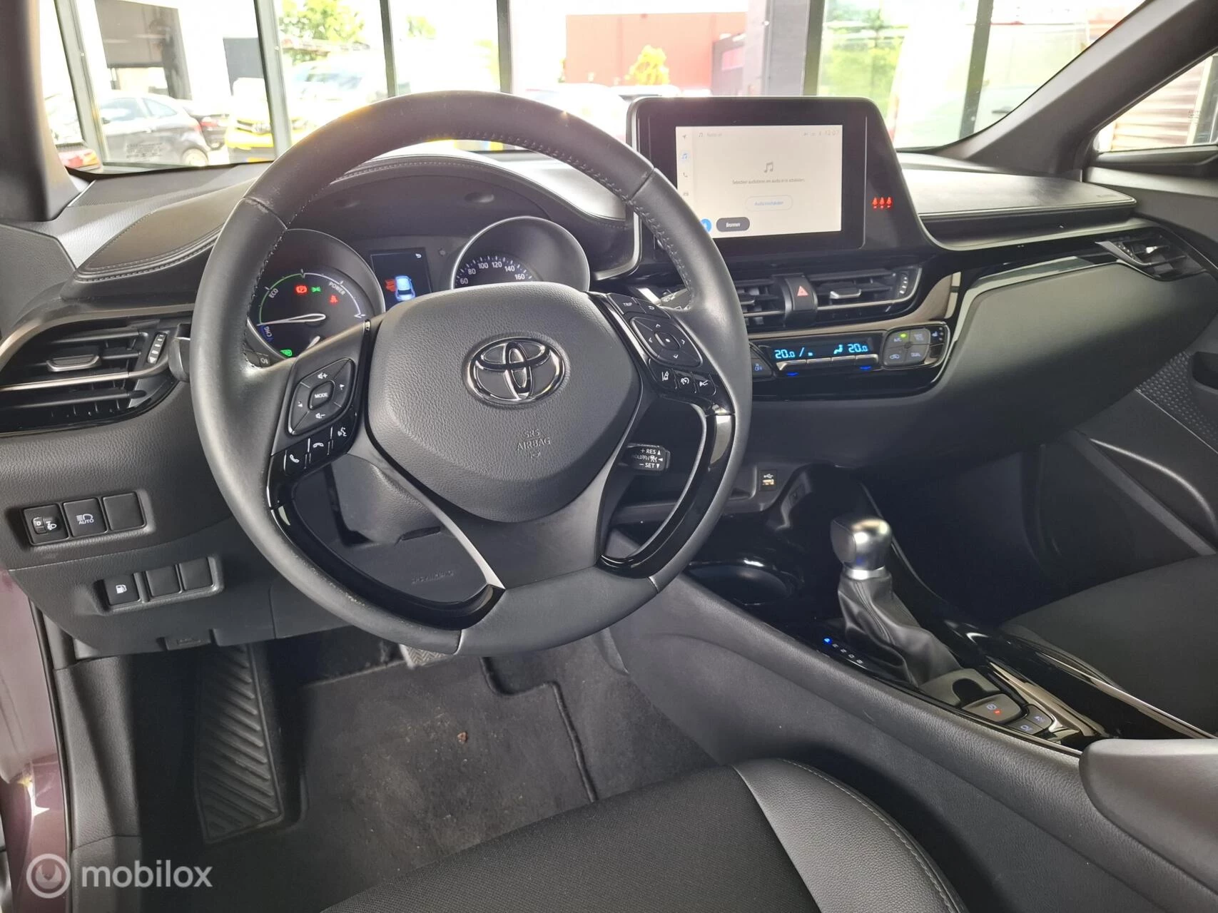 Hoofdafbeelding Toyota C-HR