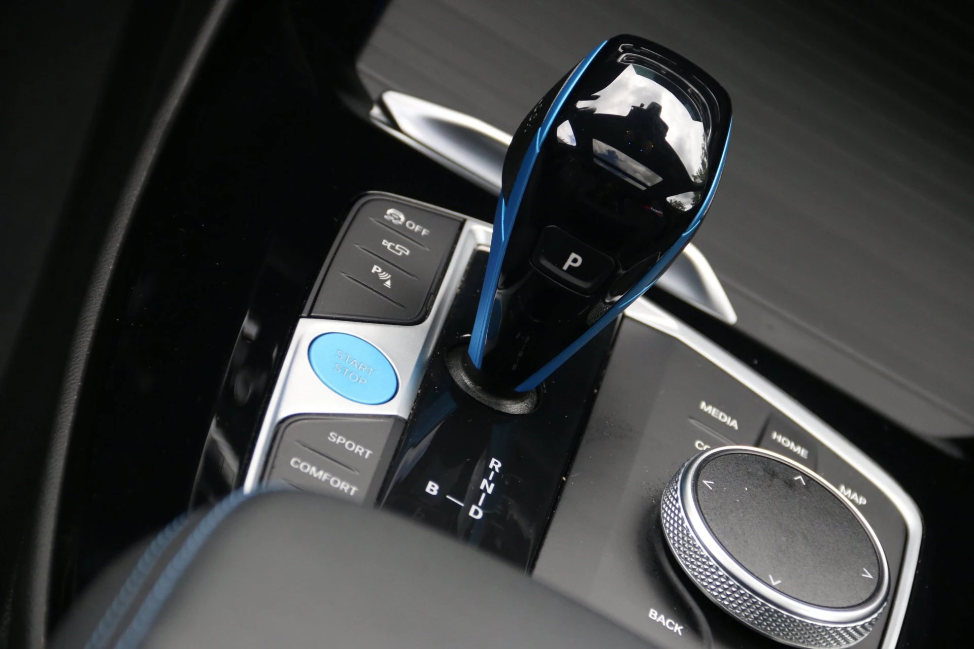 Hoofdafbeelding BMW iX3
