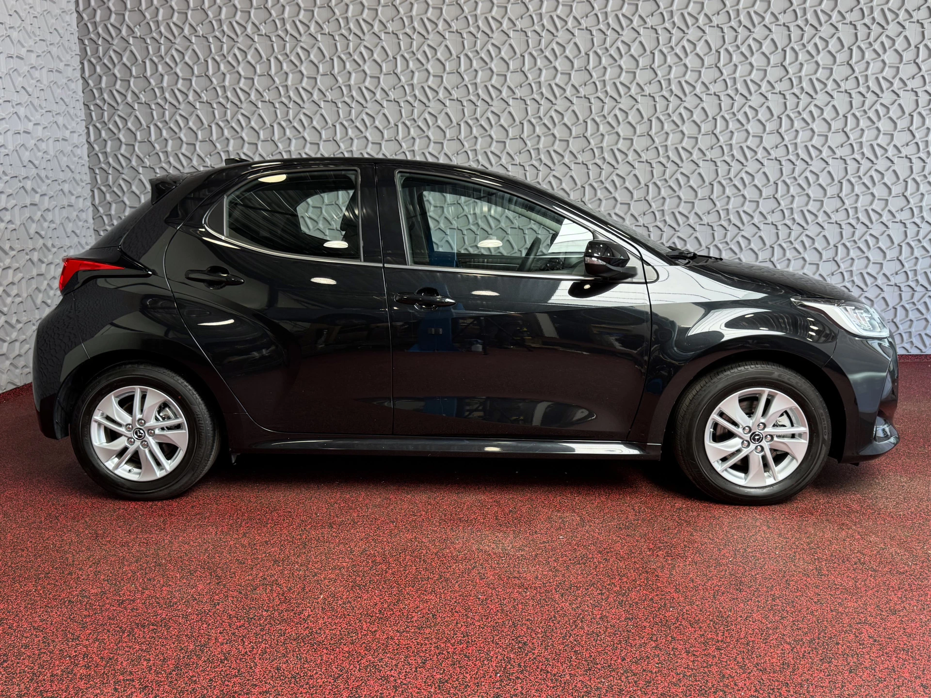 Hoofdafbeelding Mazda 2 Hybrid