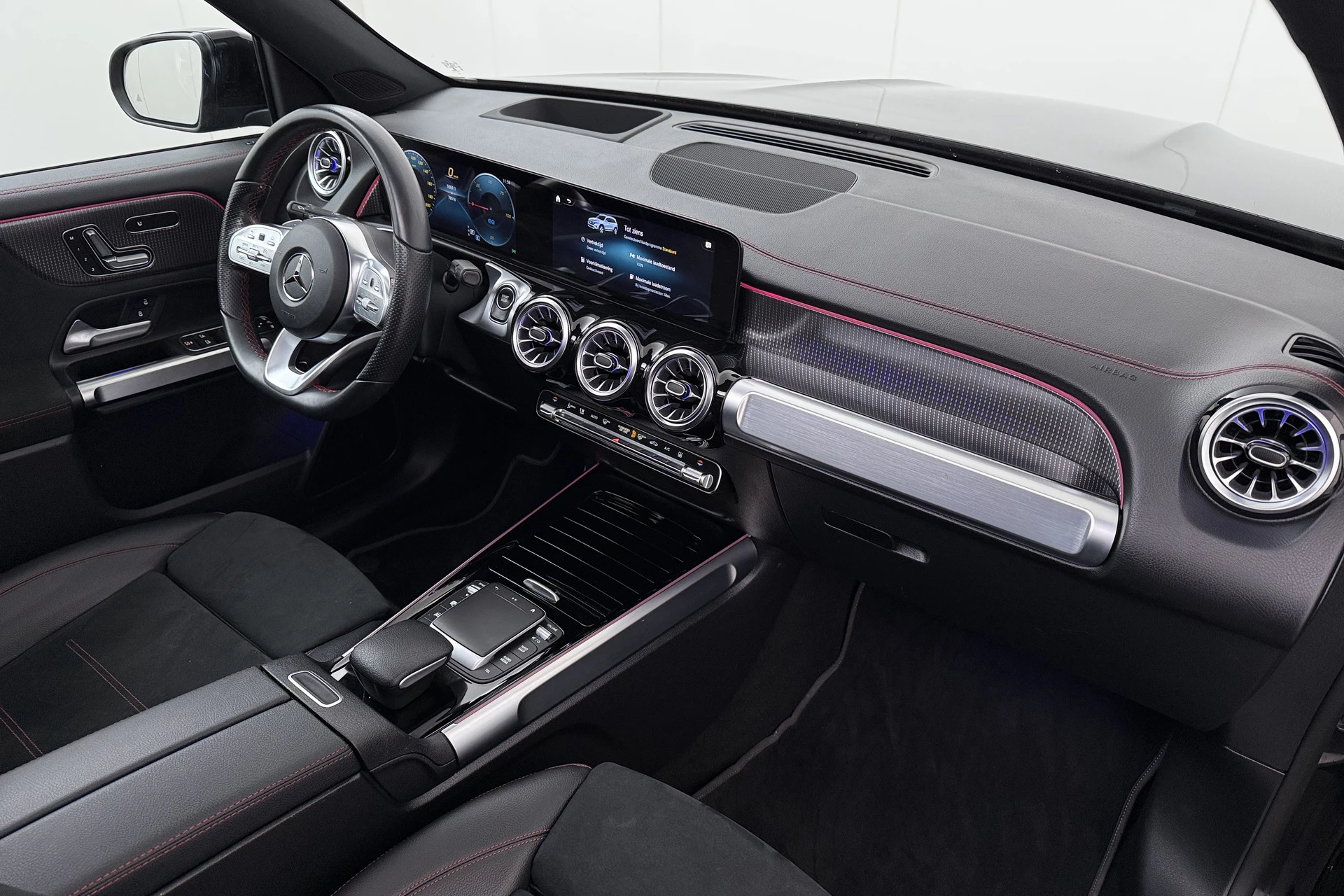 Hoofdafbeelding Mercedes-Benz EQB