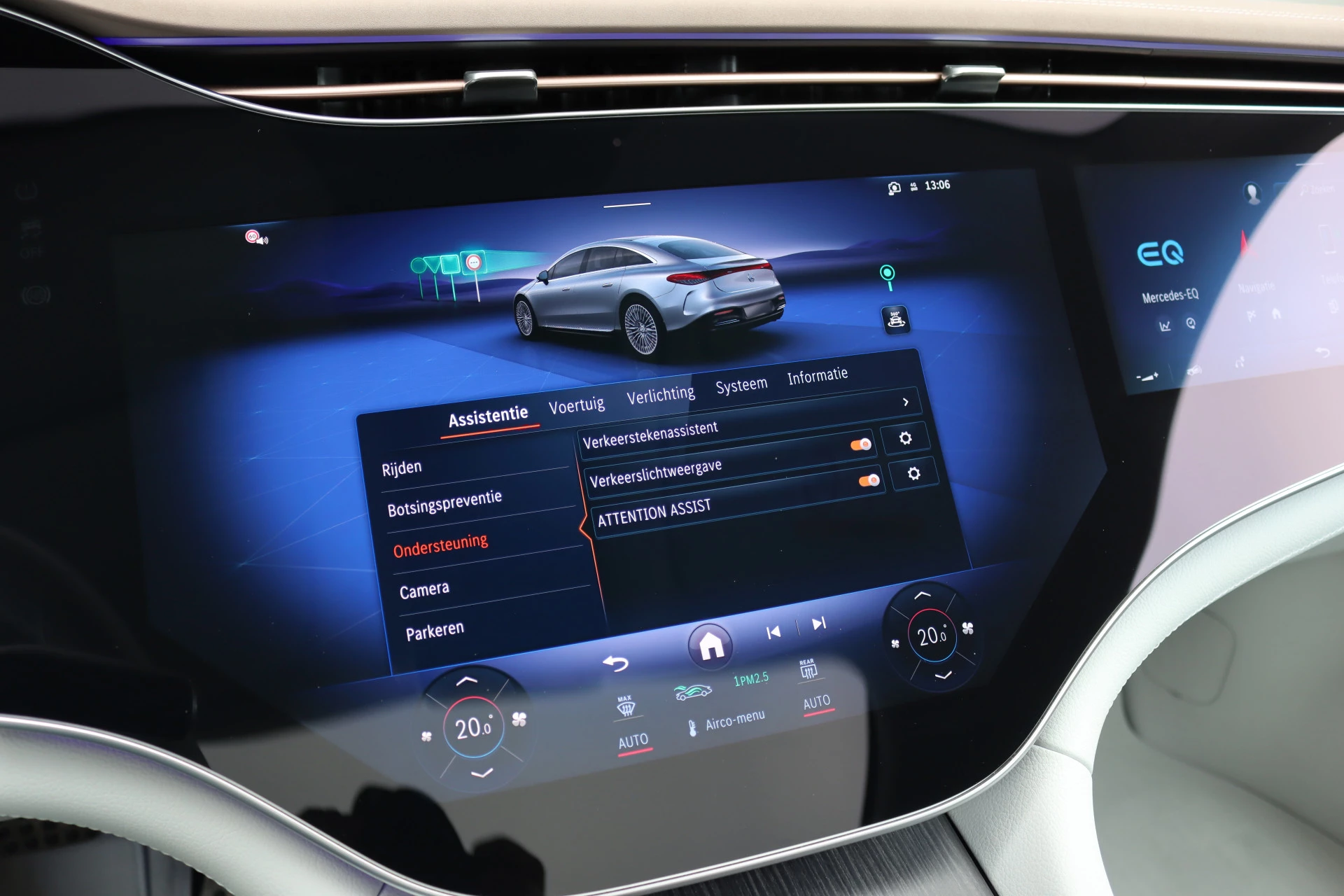 Hoofdafbeelding Mercedes-Benz EQS