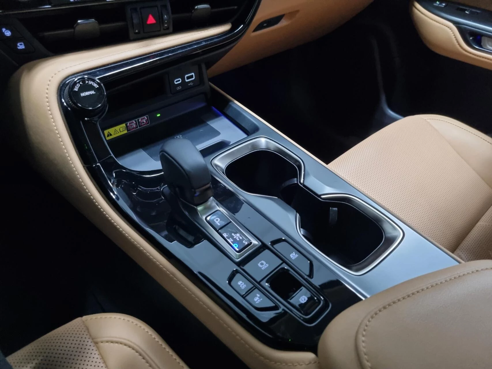 Hoofdafbeelding Lexus NX