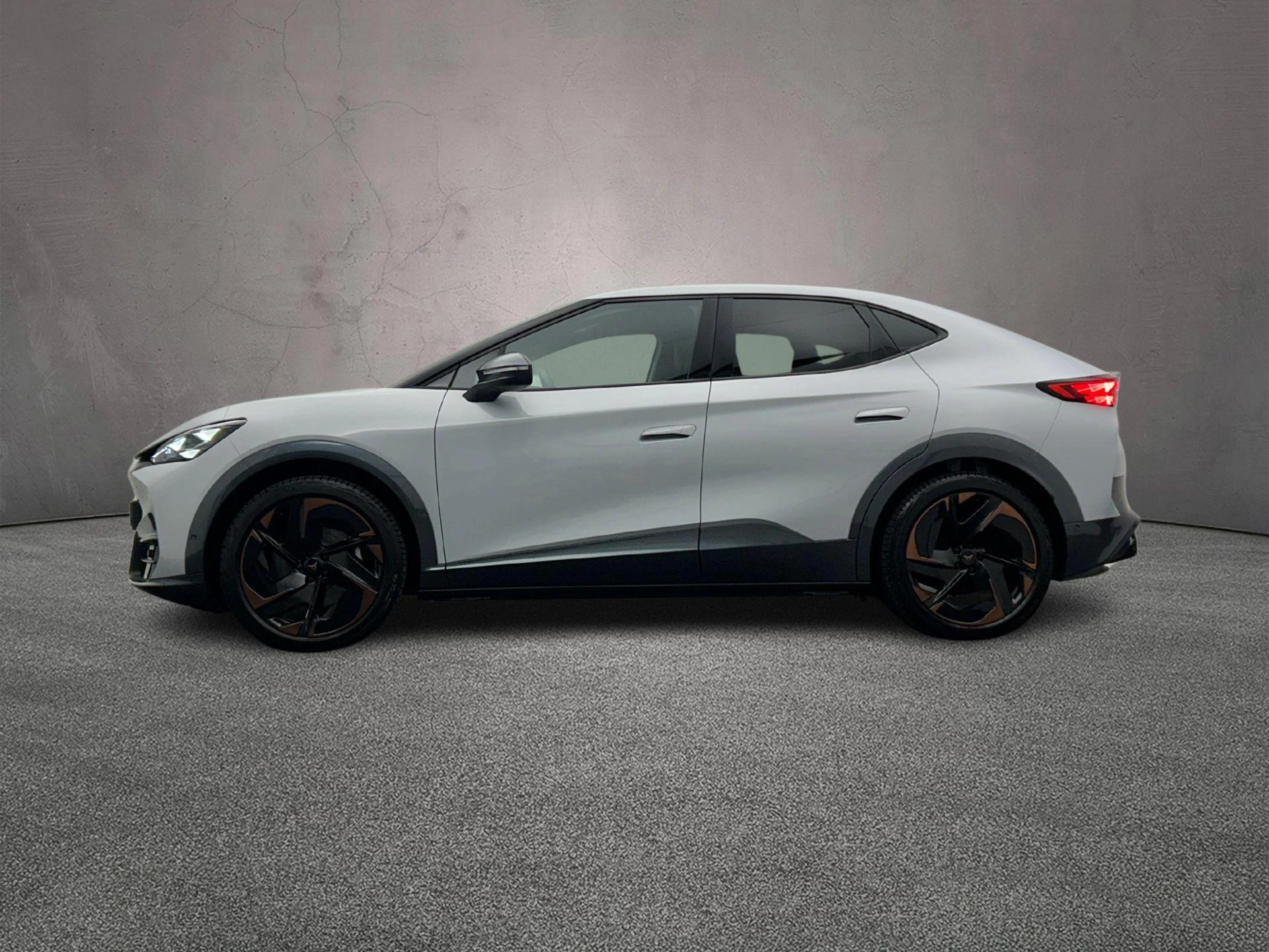 Hoofdafbeelding CUPRA Tavascan
