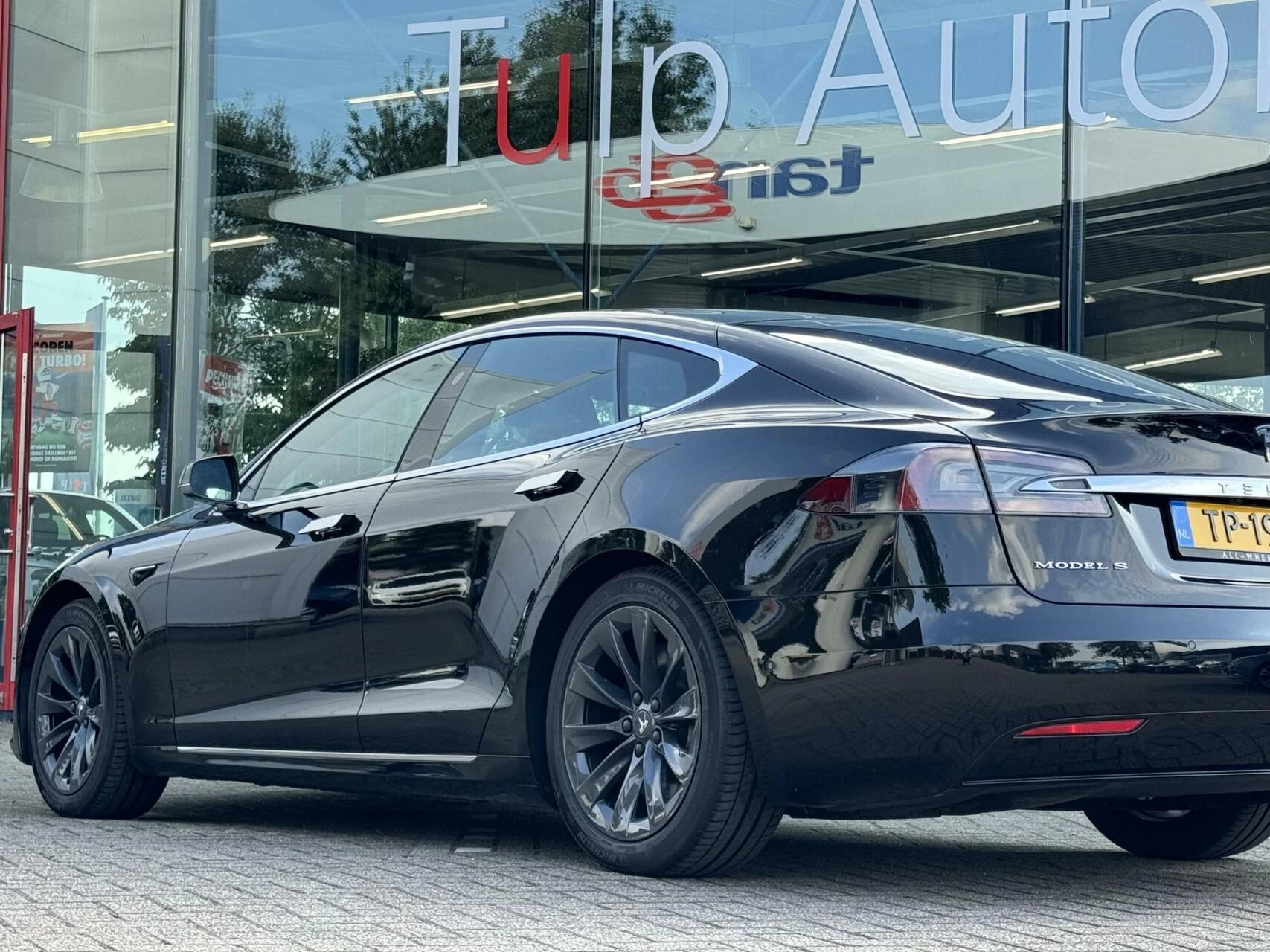 Hoofdafbeelding Tesla Model S