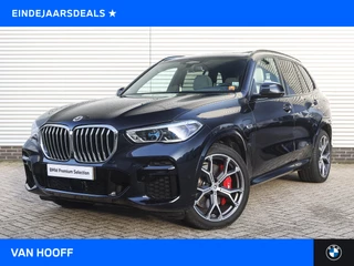 BMW X5 xDrive45e High Executive M Sport Automaat / Panoramadak / Trekhaak / Adaptief onderstel / Soft-Close / Stoelventilatie / Massagefunctie / Laserlight / Head-Up / Harman Kardon