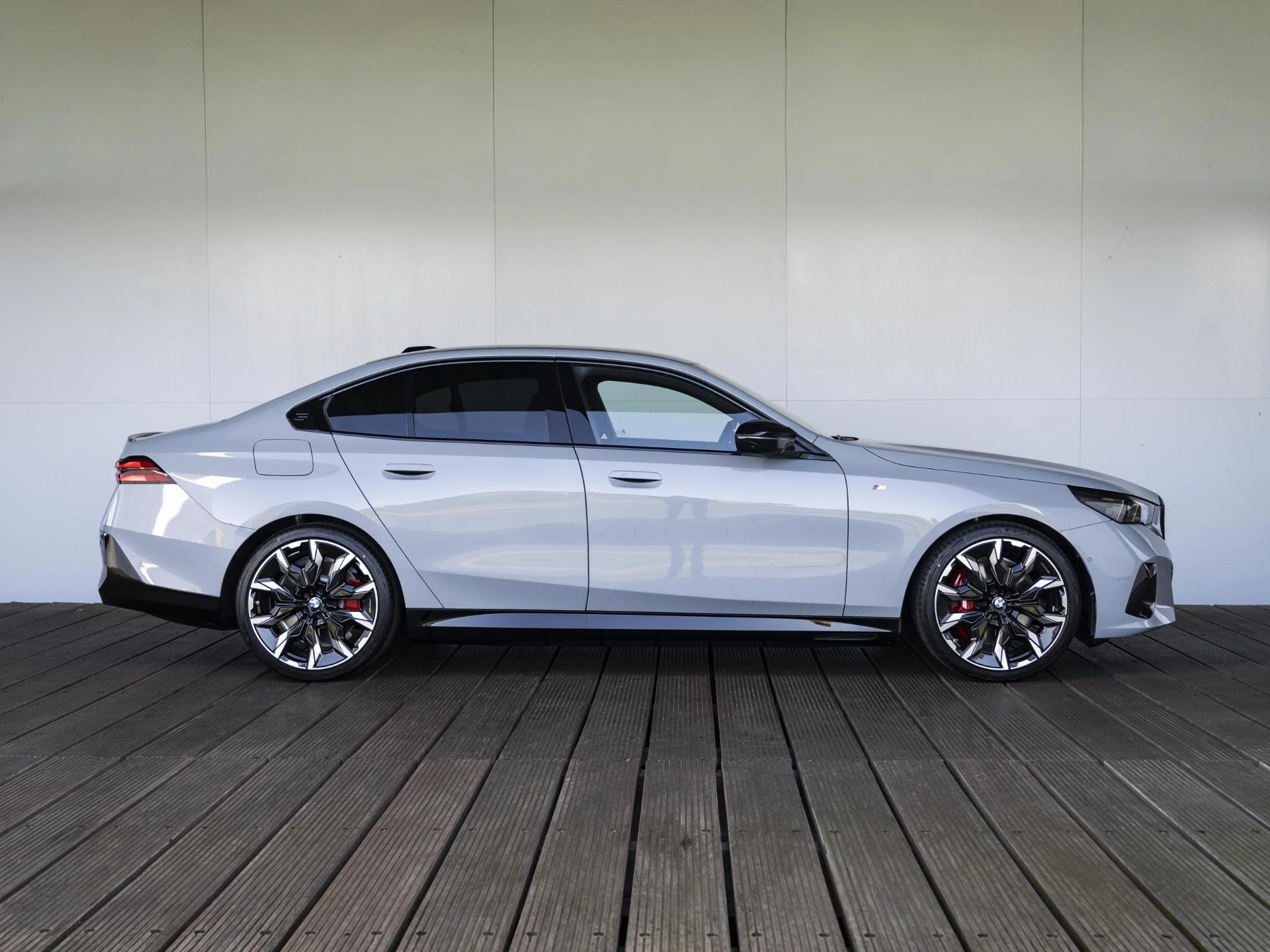 Hoofdafbeelding BMW i5